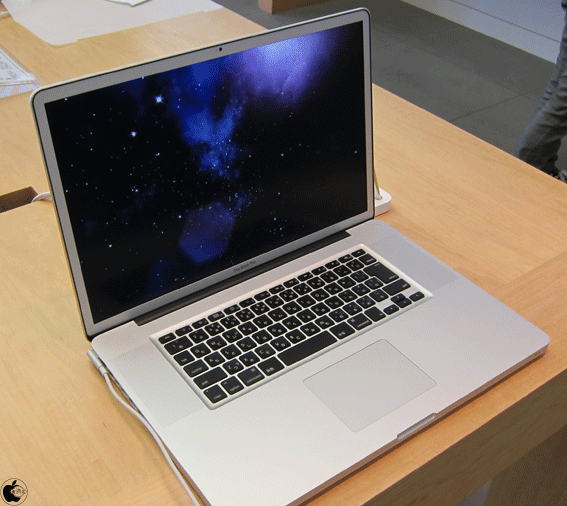 MacBook Pro A1297 17 INCH Mid-2010 Core I7-620M 2.66 GHz RAM 8GB HDD 500GB MỚI 99%