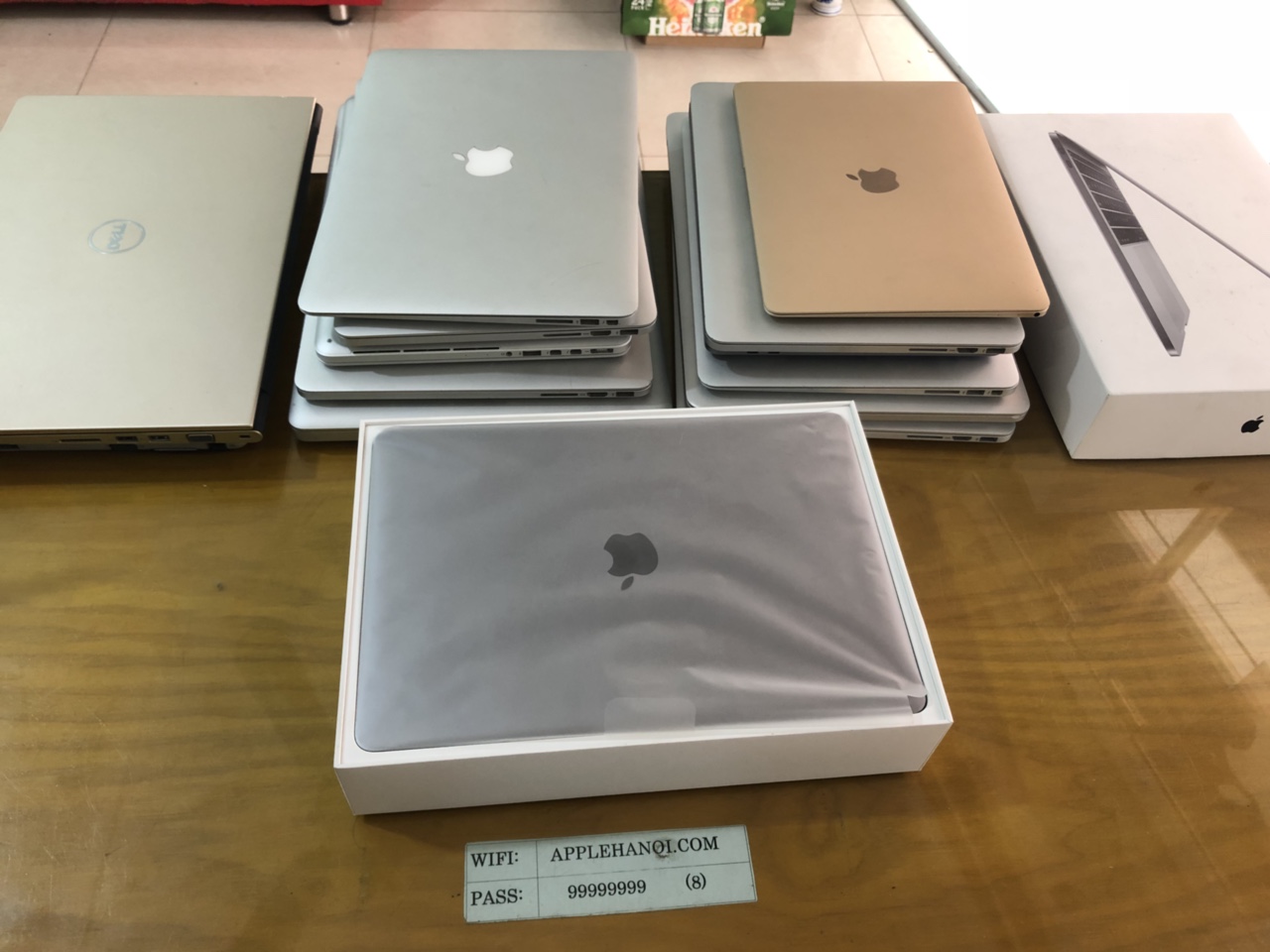 Macbook pro MLL42lla 13.3 inch 2016 i5-2.0Ghz ram 8GB ssd 256GB máy đẹp like new full box