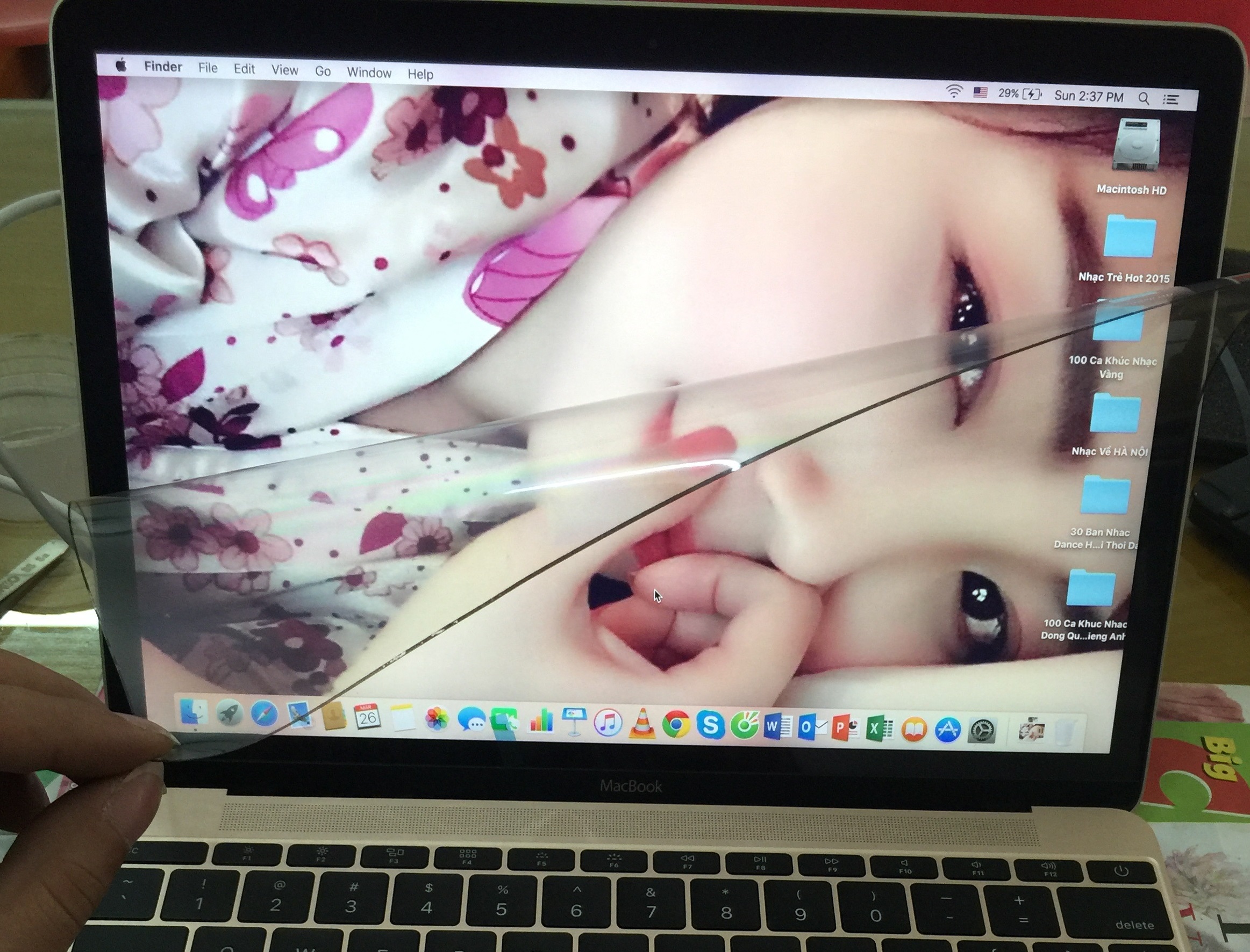 Màn hình new macbook a1534 12inch sau khi thay