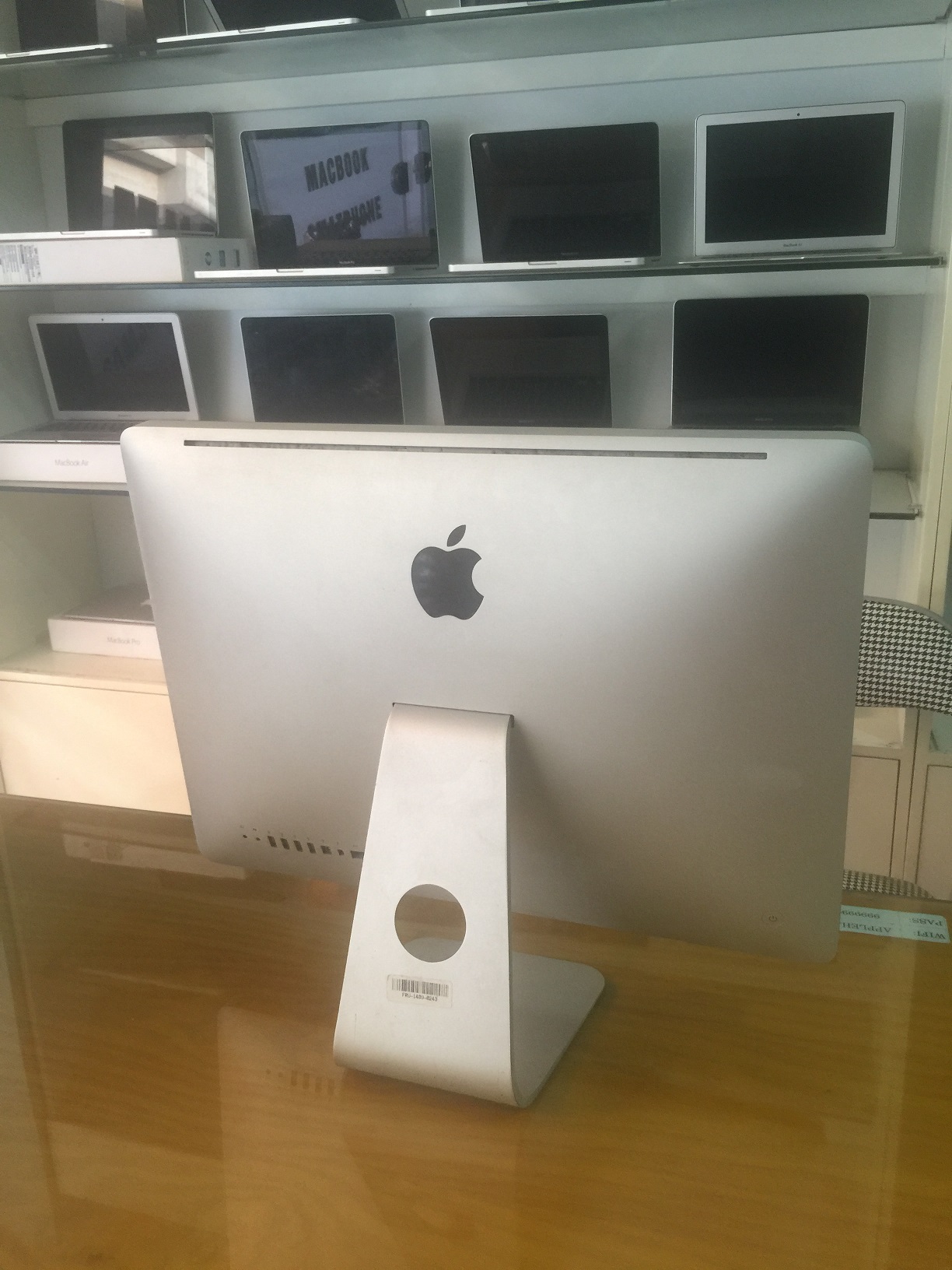 MẶT SAU IMAC MC309 2011