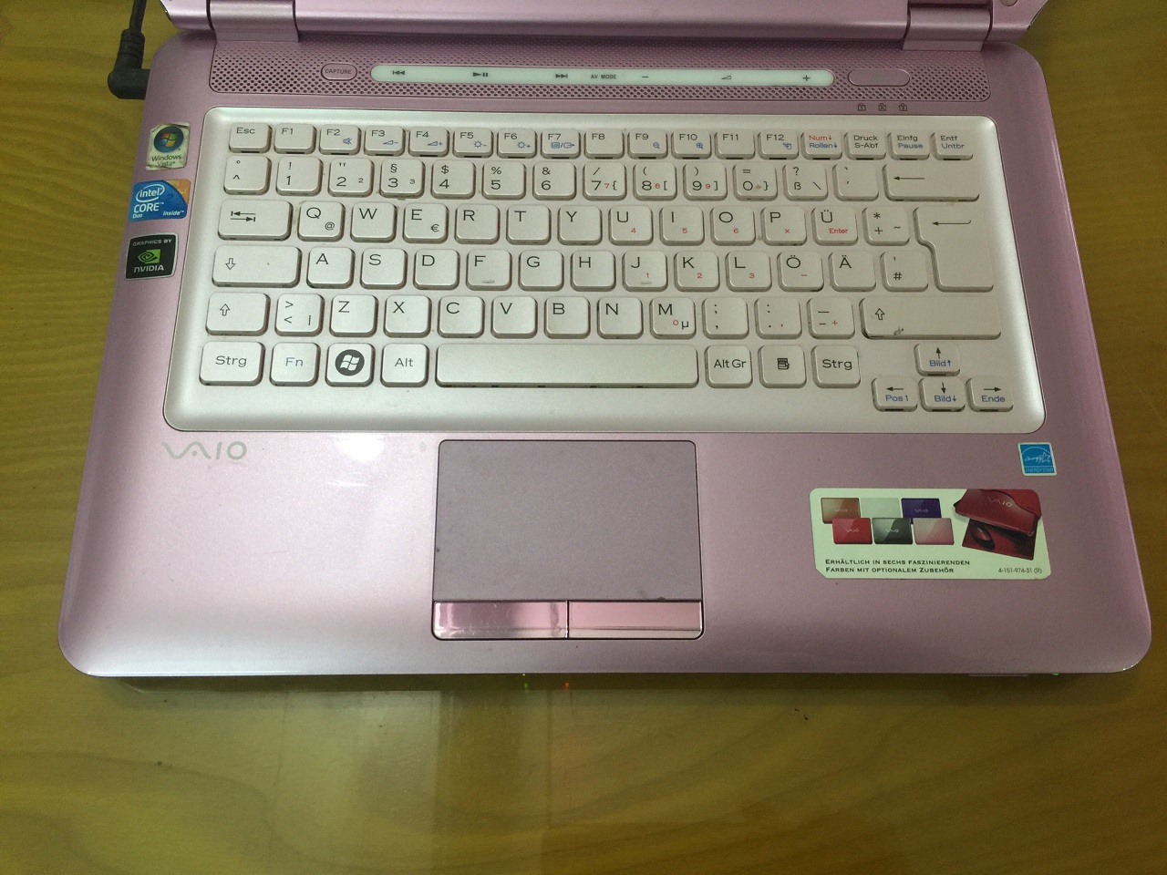 Sony vaio VGN-CS31S cũ màu hồng rất đẹp