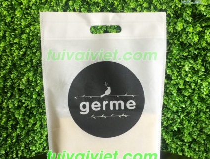 GERME – THƯƠNG HIỆU THỜI TRANG ĐI ĐẦU SỬ DỤNG TÚI VẢI GIÁ RẺ