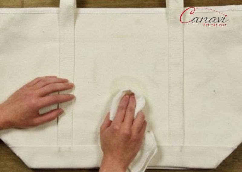 Cách bảo quản túi vải Canvas