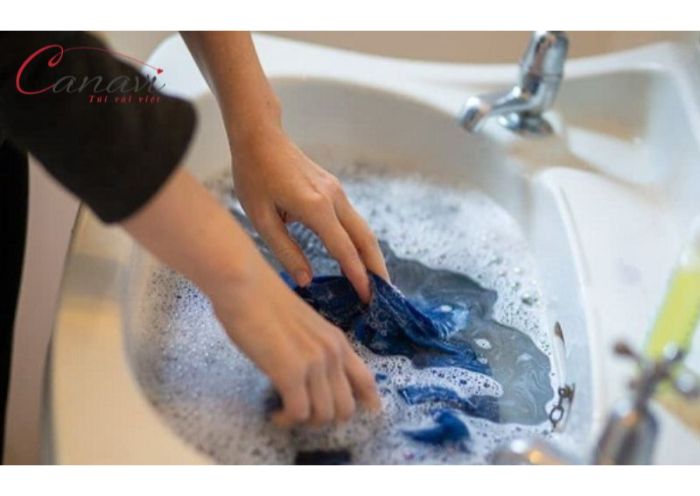 4 bước trong cách giặt túi vải canvas và làm sạch tại nhà