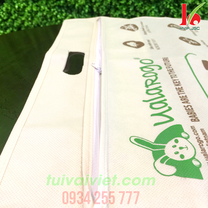 Túi vải không dệt đựng chăn gối cho bé Ualarogo