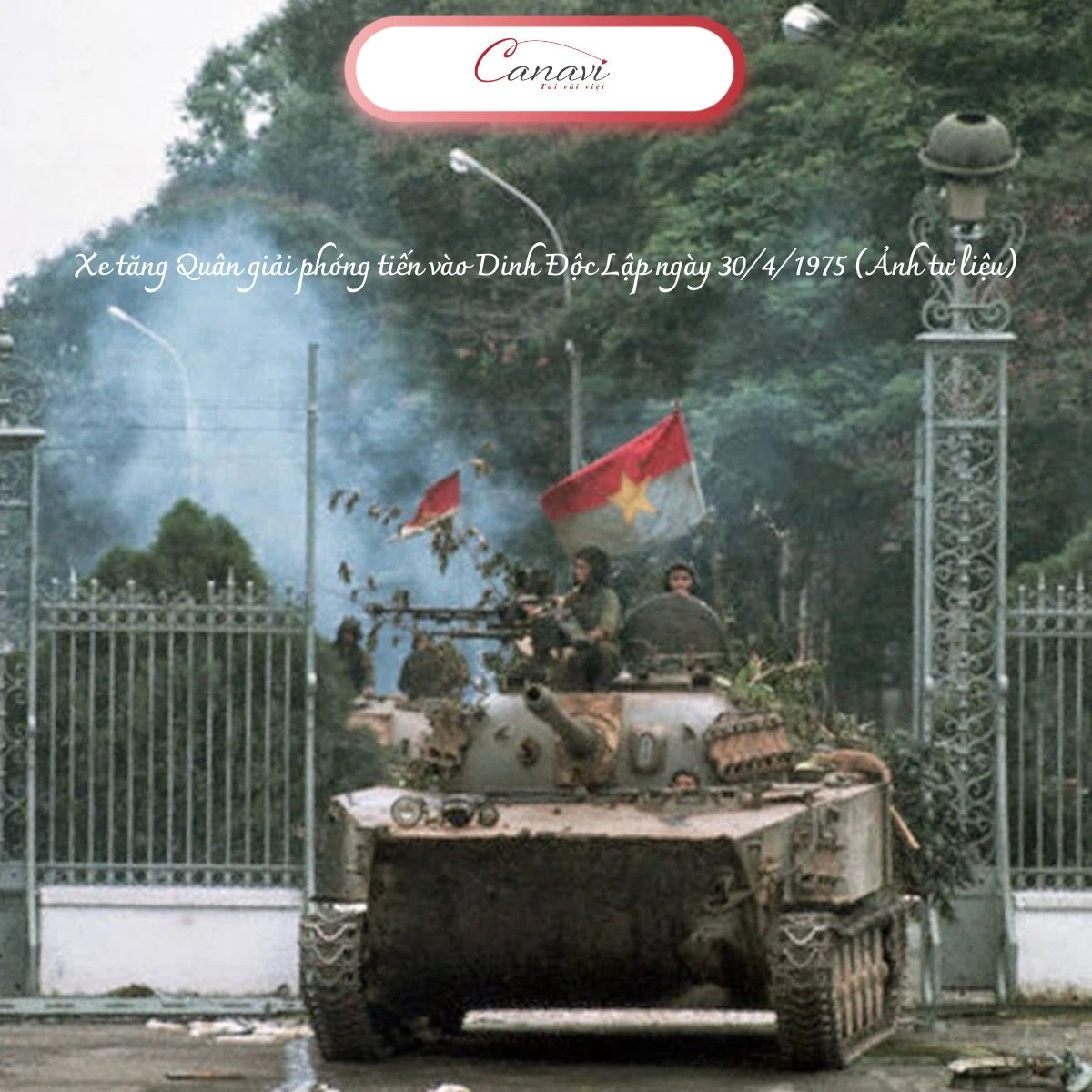 Xe tăng Quân giải phóng tiến vào Dinh Độc Lập ngày 30/4/1975 (Ảnh tư liệu)