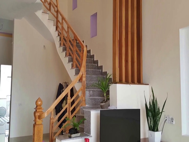 Cách cải tạo cầu thang cũ