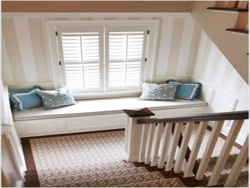 trang trí chiếu nghỉ cầu thang đẹp