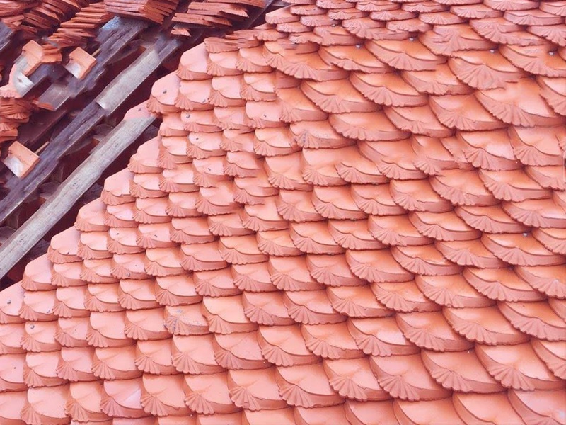 Cách lợp mái ngói mũi hài