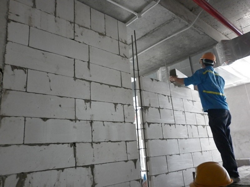 Gạch bê tông bọt khí là gì? Ứng dụng của gạch bê tông bọt khí