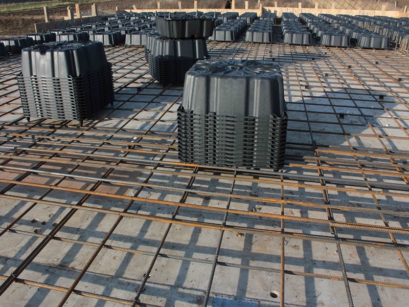 thi công sàn phẳng không dầm