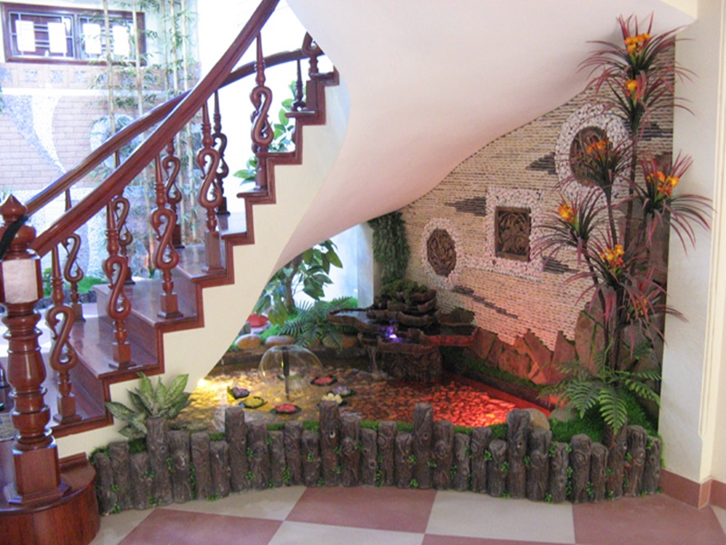 Tạo tiểu cảnh dưới gầm cầu thang