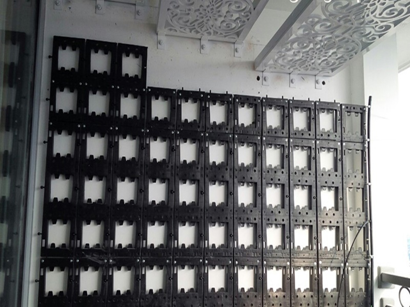 Thi công vườn đứng trong nhà