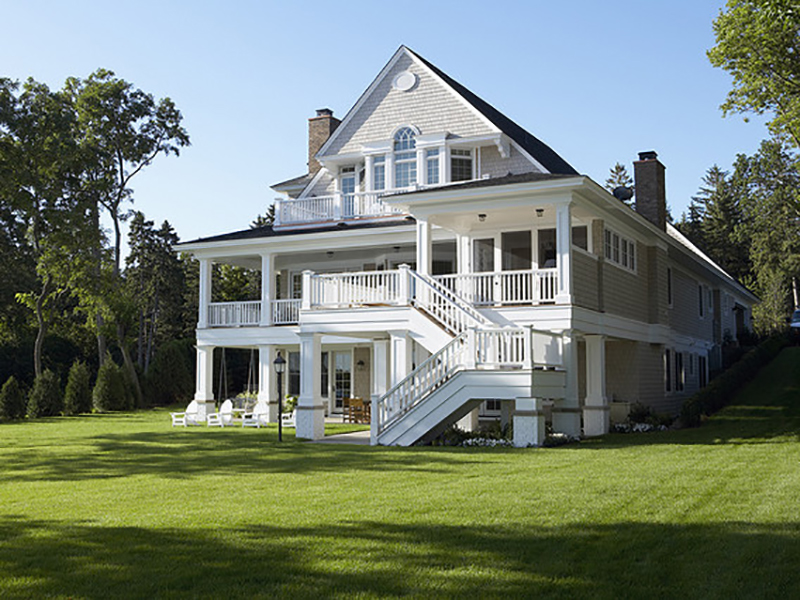 Thiết kế nhà 2 tầng có cầu thang ngoài trời