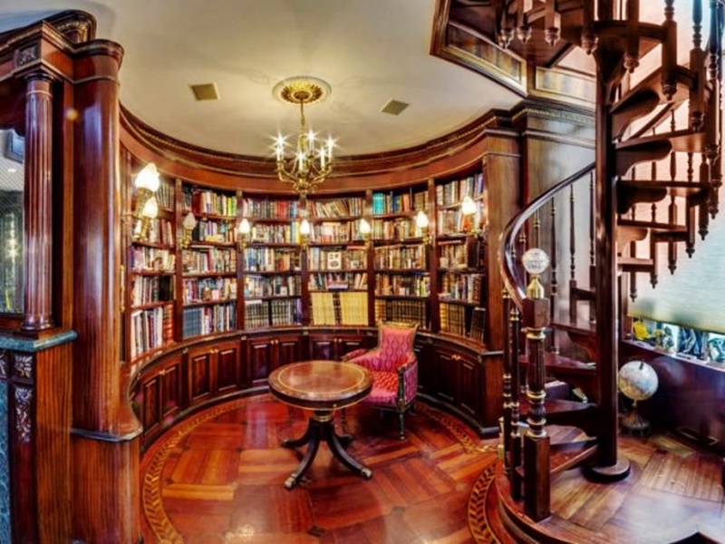 trang trí chiếu nghỉ cầu thang đẹp