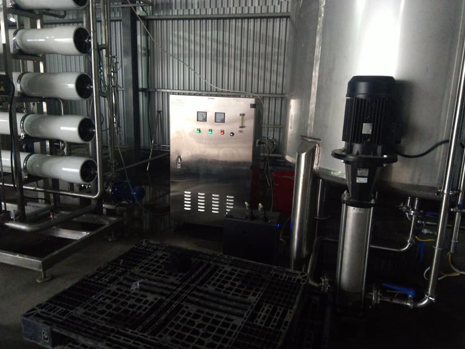 máy ozone công nghiệp trong dây chuyền nước tinh khiết