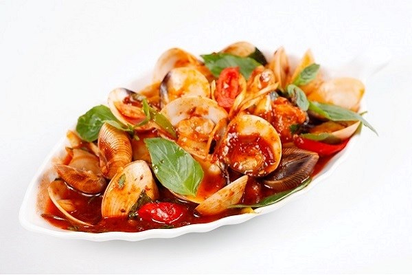 Cách làm ngao xào sa tế thơm cay cho ngày se lạnh