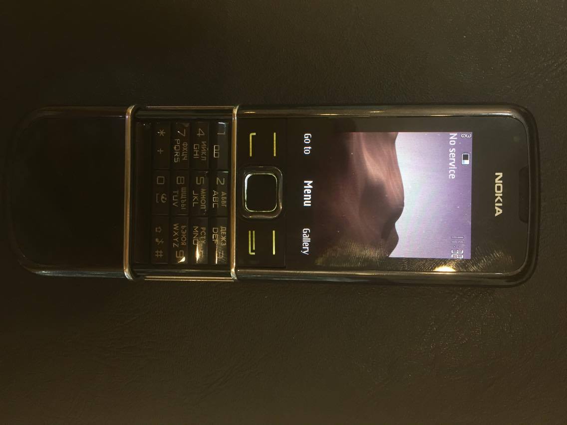 Cách khắc phục lỗi trắng màn hình của Nokia 8800 Cách khắc phục lỗi trắng màn hình của Nokia 8800