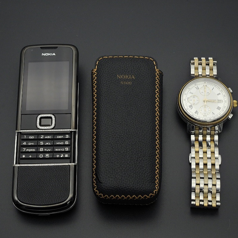 Nokia 8800 Sapphire đen- Bảo bối phong thủy tương hợp cho quý ông mệnh Thủy Nokia 8800 Sapphire đen- Bảo bối phong thủy tương hợp cho quý ông mệnh Thủy