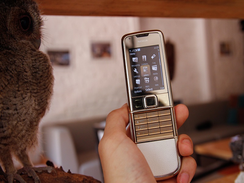 Nokia 8800 Vàng hồng da trắng - Đẳng cấp sự thời thượng Nokia 8800 Vàng hồng da trắng - Đẳng cấp sự thời thượng