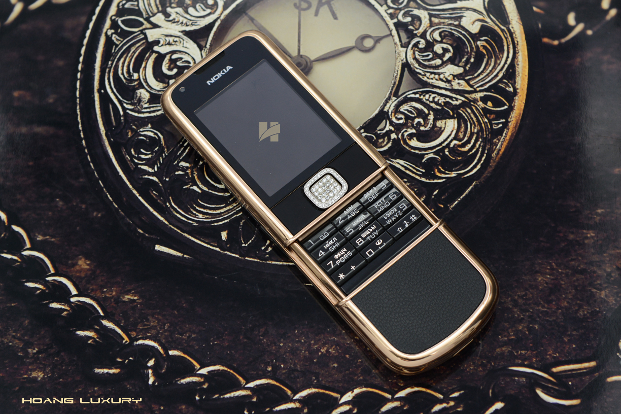 Nokia 8800 vàng hồng da đen đính đá viền – Mr.right của các quý cô Nokia 8800 vàng hồng da đen đính đá viền – Mr.right của các quý cô