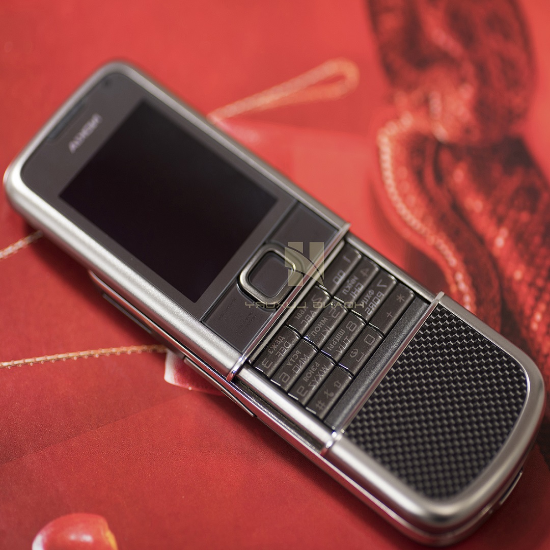 Những lý do khiến Nokia 8800 carbon không ngừng hot Những lý do khiến Nokia 8800 carbon không ngừng hot