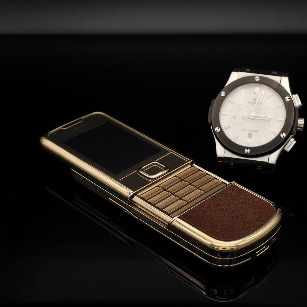 Nokia 8800 Gold da nâu- Nghe thời gian kể chuyện Nokia 8800 Gold da nâu- Nghe thời gian kể chuyện