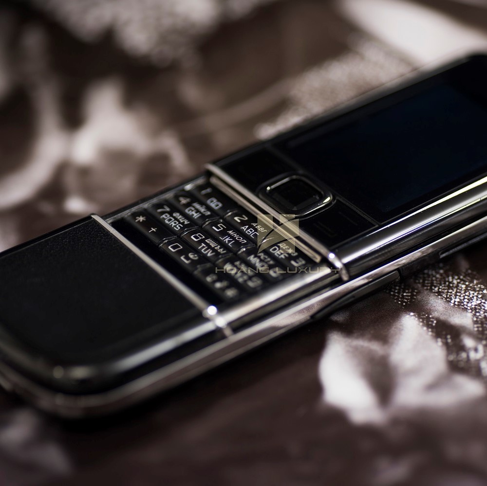 Nokia 8800 sapphire đen- bảo bối phù trợ sự nghiệp cho phái mạnh Nokia 8800 sapphire đen- bảo bối phù trợ sự nghiệp cho phái mạnh