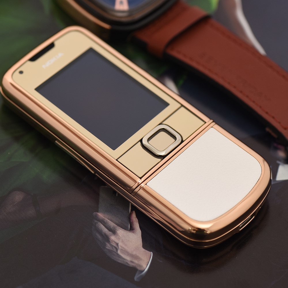 Nokia 8800 Vàng Hồng da trắng- Bảo vật của giới đại gia Nokia 8800 Vàng Hồng da trắng- Bảo vật của giới đại gia