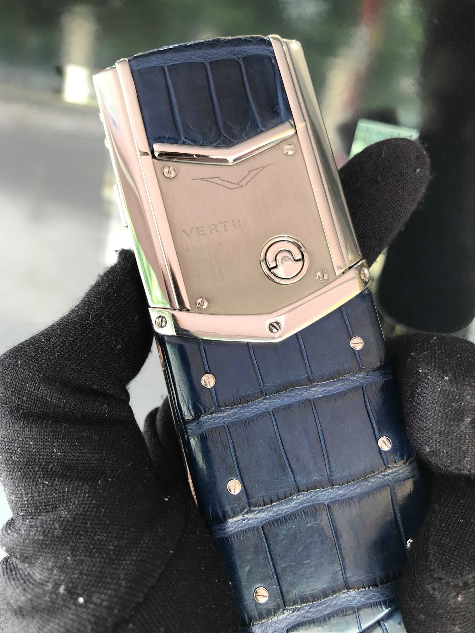 Vertu Signature S Pure Silver Da cá sấu xanh-02