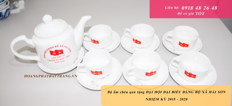 Ấm chén in logo quà tặng: ĐẠI HỘI ĐẠI BIỂU ĐẢNG BỘ XÃ HẢI SƠN - 200 bộ
