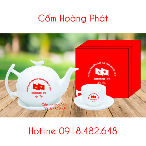 Ấm chén in logo Đại Hội Đảng xã Thanh Bình 2020