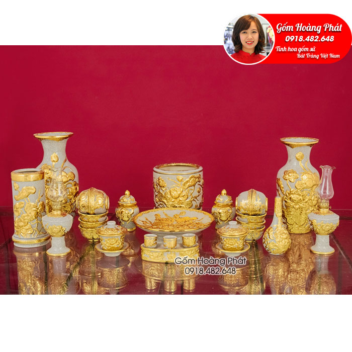 Bộ đồ thờ men rạn đắp nổi hoa sen dát vàng cho ban thờ Phật ĐTDV04
