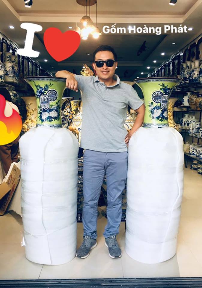 Đóng gói lục bình chuyển cho khách lục bình gốm sứ