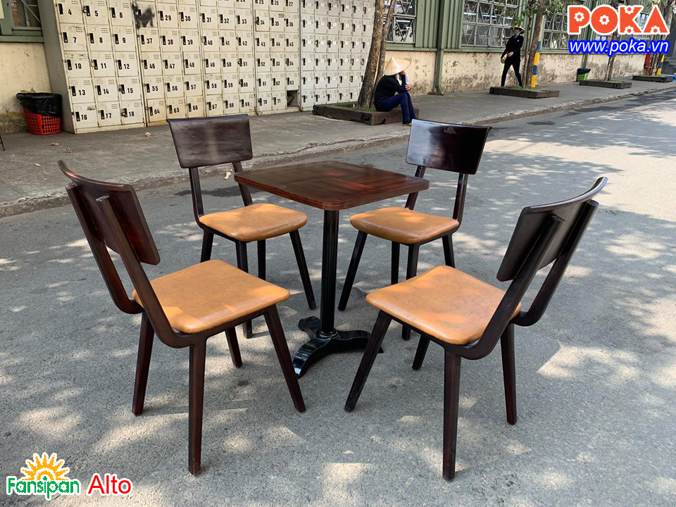 Bàn ghế cafe Fansipan Alto 01 bằng gỗ đệm da