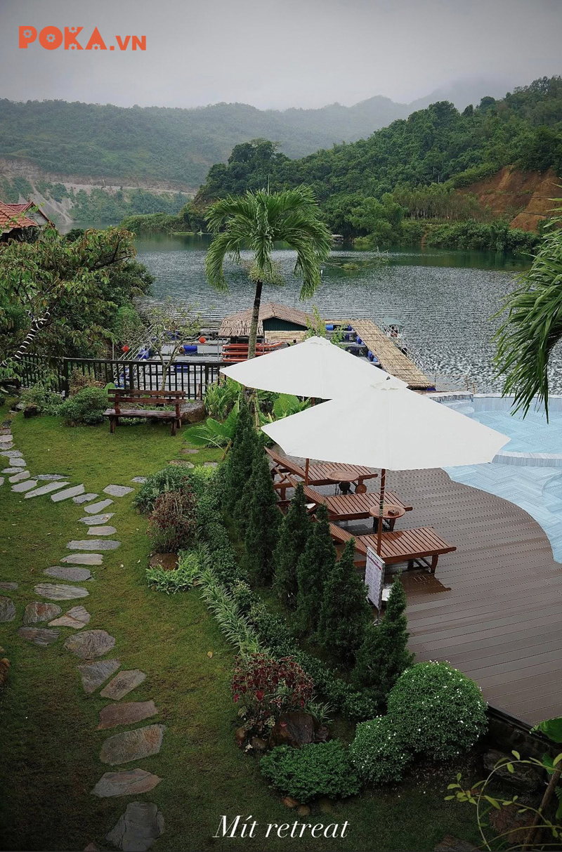 Hình 6: Giường tắm nắng ngoài trời