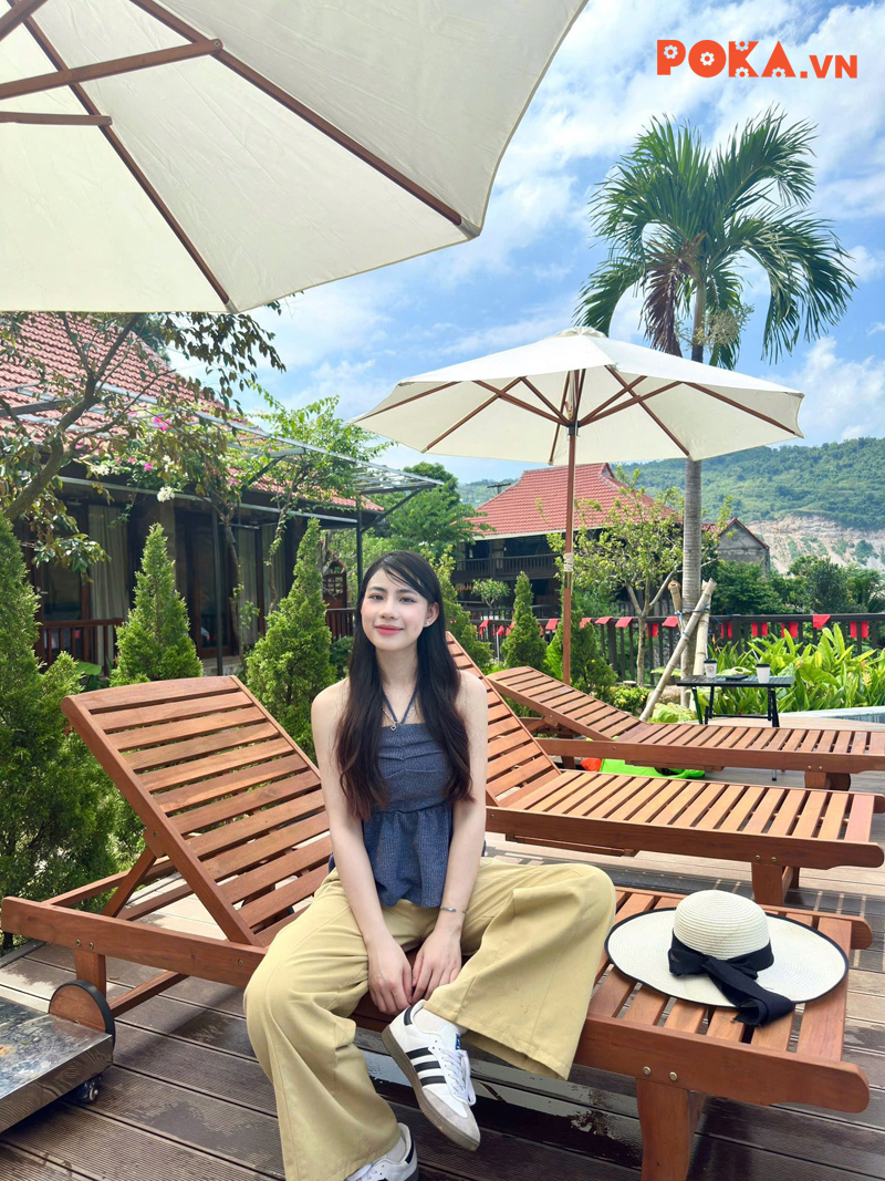 Hình 9: Cung cấp giường tắm nắng tại Lương Sơn Hòa Bình