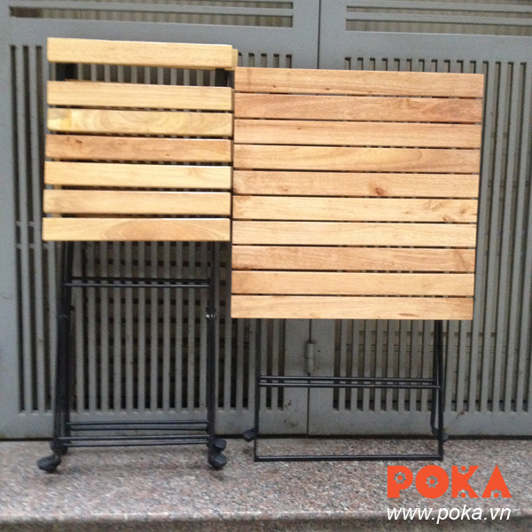 Bàn ghế ban công khi gấp gọn