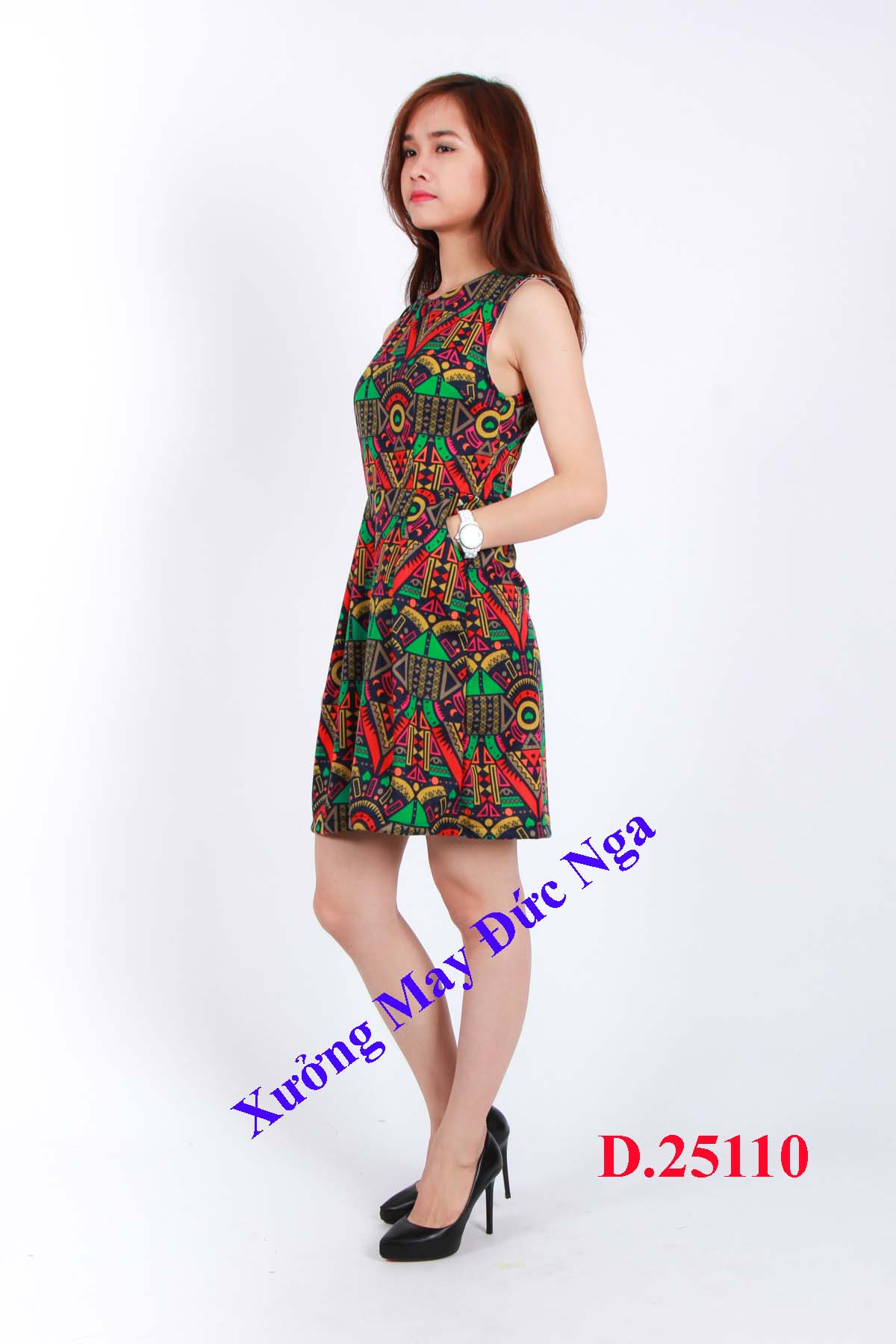 Đầm họa tiết độc đáo và sang trọng, D.25110