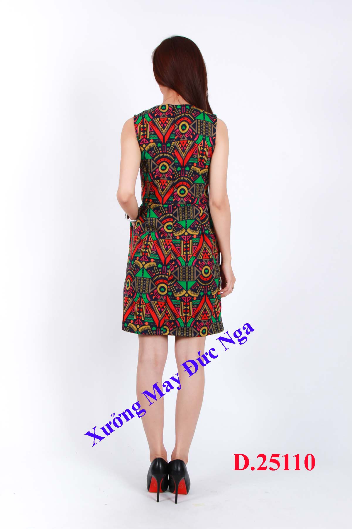 Đầm họa tiết độc đáo và sang trọng, D.25110