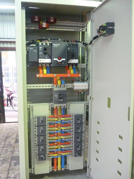 Thi công tủ ATS toàn nhà