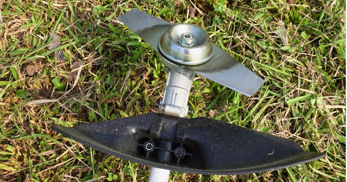 Các tiêu chí khi lựa chọn máy cắt cỏ pin