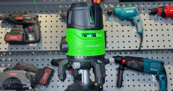 Máy cân bằng laser Yamasu 5 tia xanh giá rẻ YMS-122