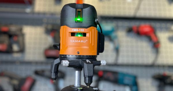 Máy cân bằng laser Yamasu 5 tia xanh giá rẻ YMS-133