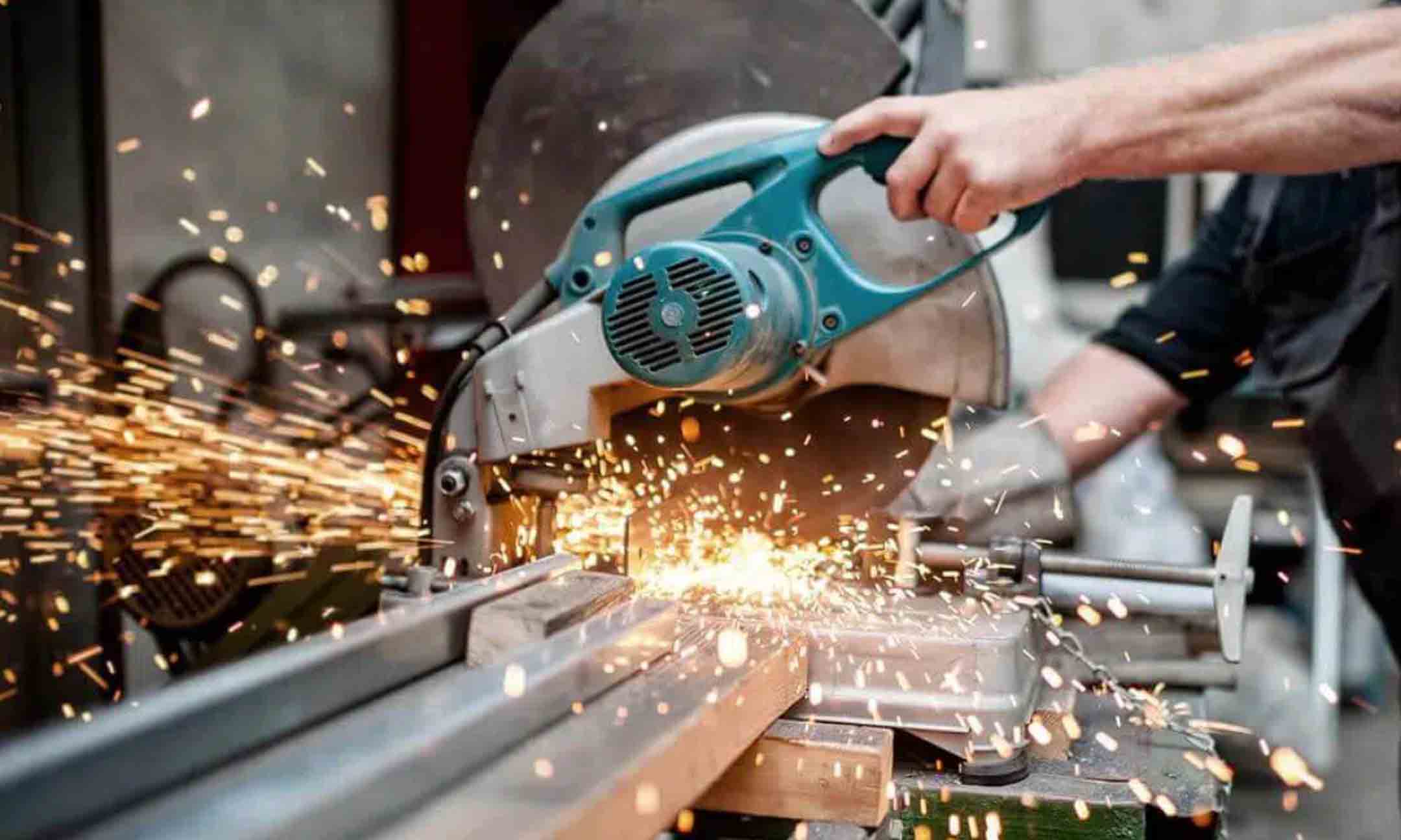 Máy cắt sắt là gì?