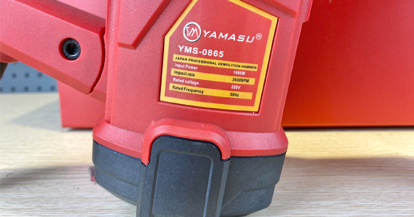 Máy đục bê tông Yamasu giá rẻ, chính hãng