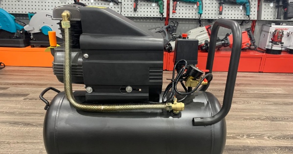 Máy nén khí có dầu là gì?