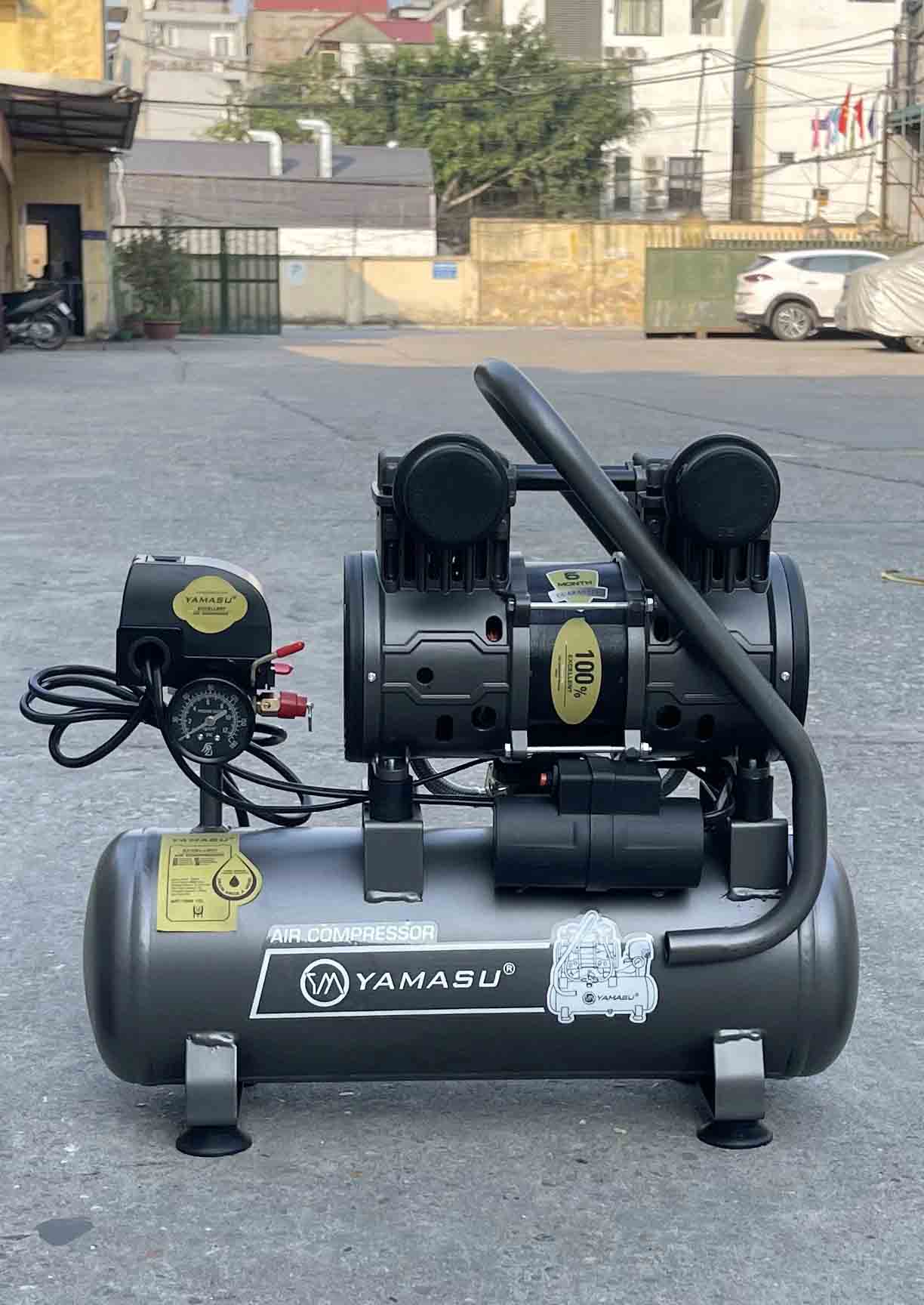 Máy nén khí không dầu mini 12L