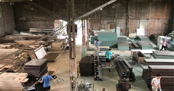 Máy thổi bụi giúp giữ gìn vệ sinh xưởng