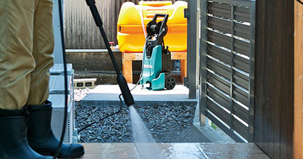 Máy xịt rửa cao áp Makita HW 1300 công suất 1300W